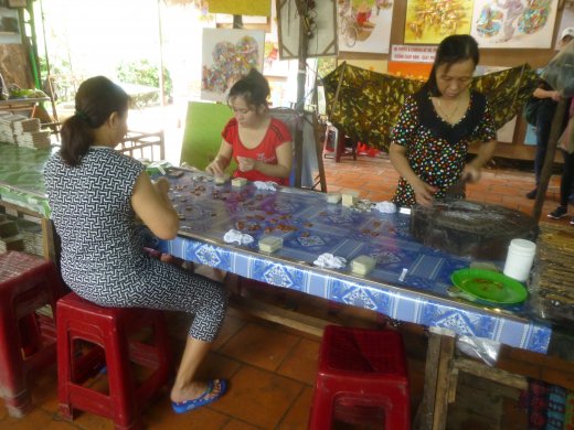 Cai Be.Wrapping Candy