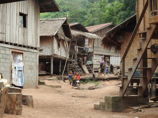 Ban Huay Laow Kauum Village