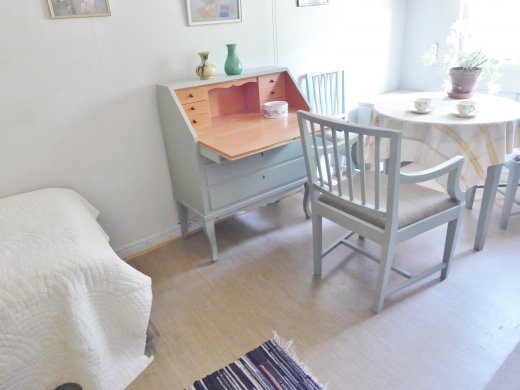 07.20.Ainola (17) Maids shared room off Kitchen