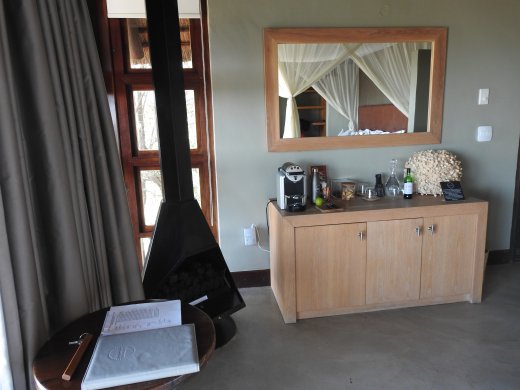 Our Abode - Fireplace/Coffee Station/Bar